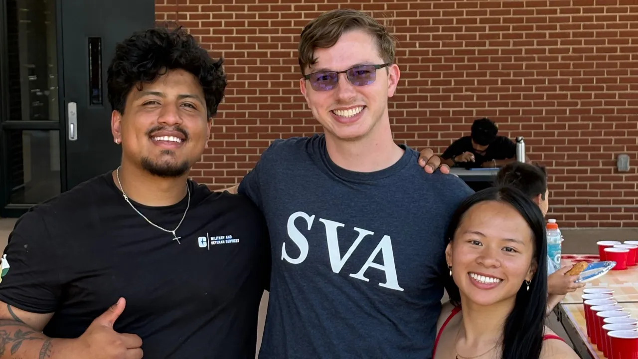 Three Student Veteran Association members