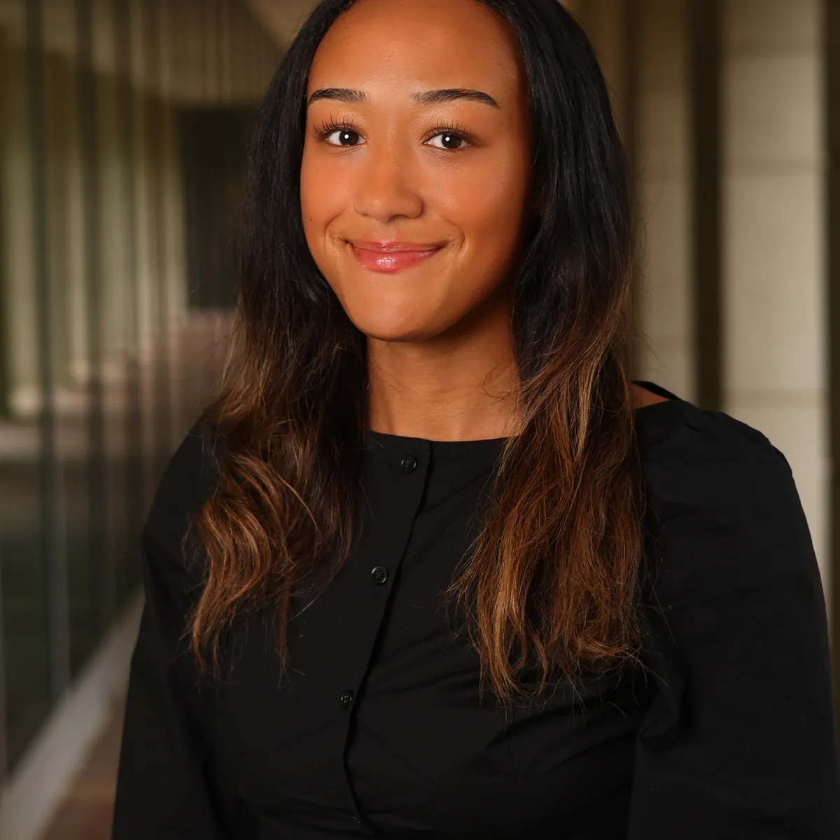 Mckenna Headshot